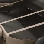 المقاعد الخلفية للسيارة