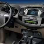 المقصورة الداخلية لفورتشنر 2015