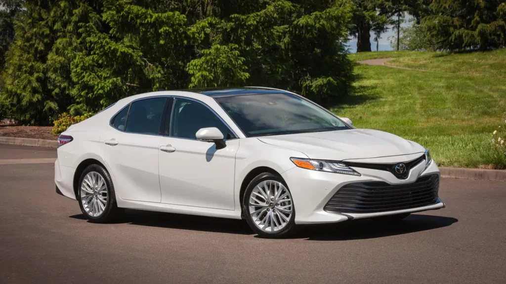 Toyota Camry 2019