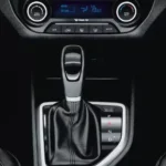 ناقل حركة ومكيف اوتوماتيك