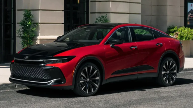 Toyota Crown 2025