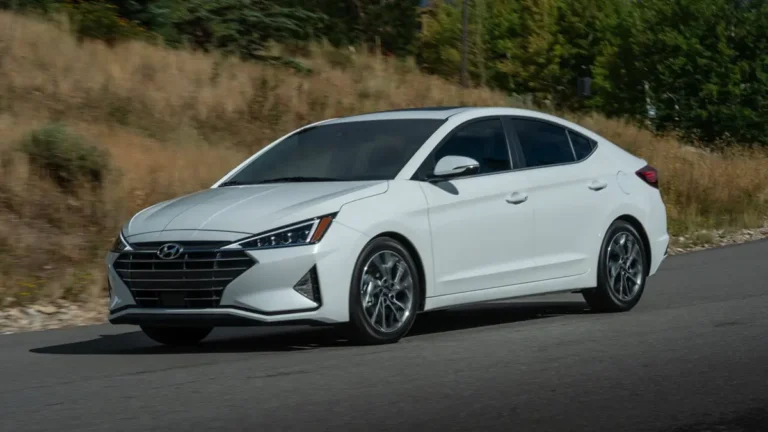 Hyundai Elantra 2019