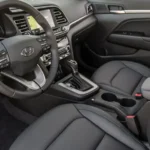 شاشة وسطية للترفيه