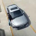 فتحة سقف كهربائية