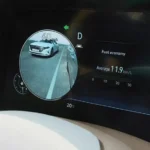 كاميرا وحساسات خلفية