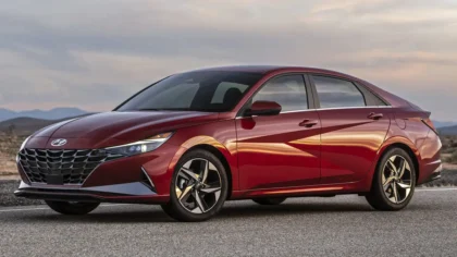 Hyundai Elantra 2022