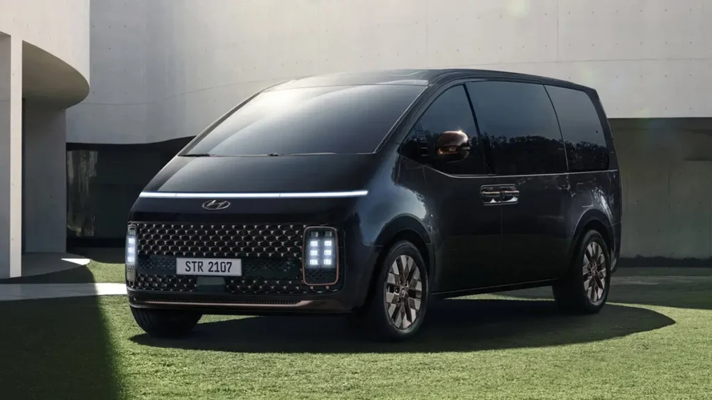 Hyundai Staria 2023