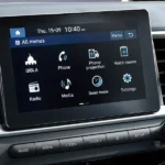 شاشة وسطية للترفيه