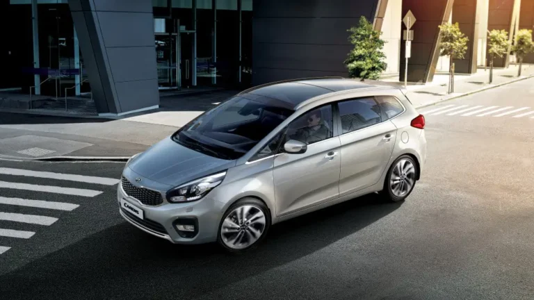 Kia Carens 2017