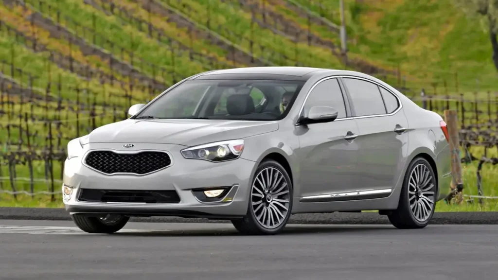 Kia Cadenza 2016