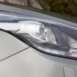 مصابيح أمامية هالوجين