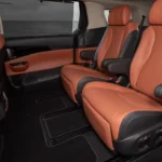 صف ثالث من المقاعد