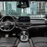 تجهيزات سيراتو 2022 الداخلية