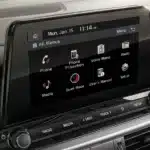 شاشة وسطية للترفيه