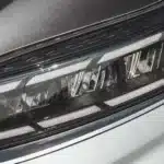 الإضاءة الأمامية