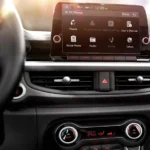 شاشة وسطية للترفيه