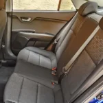 المقاعد الخلفية