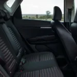 المقاعد الخلفية في سونيت 2021