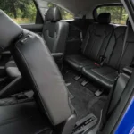 المقاعد الوسطية