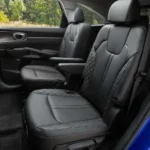 مقاعد من الجلد