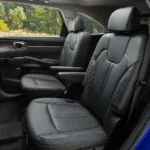 المقاعد الوسطية بالصف الثاني