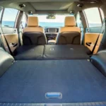 طي المقاعد الخلفية