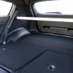 طي المقاعد الخلفية