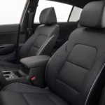 مقاعد قماش او جلد