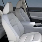 المقاعد الامامية