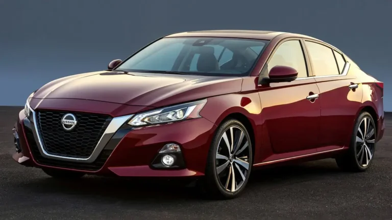 Nissan Altima 2020