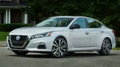 Nissan Altima 2021