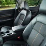 المقاعد الامامية