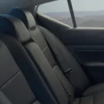 مقاعد من القماش او الجلد