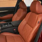 مقاعد من الجلد