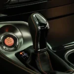 زر تشغيل المحرك