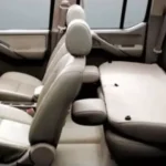 طي المقاعد الخلفية