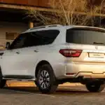 التصميم من الخلف