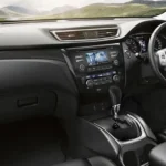 تجهيزات نيسان اكس تريل 2016