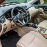 مقاعد من الجلد