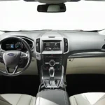 شاشة ترفيه وكاميرا