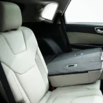 طي المقاعد الخلفية