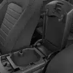 مسند وسطي بمساحة تخزين