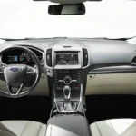 شاشة ترفيه وسطية