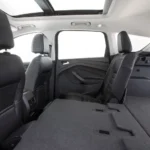 طي المقاعد الخلفية