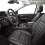 السيارة من الداخل