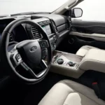 تجهيزات السيارة الداخلية