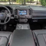 تجهيزات السيارة