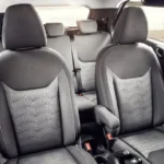 السيارة من الداخل