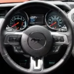 تحكم من عجلة القيادة