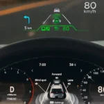 عرض المعلومات على الزجاج HUD